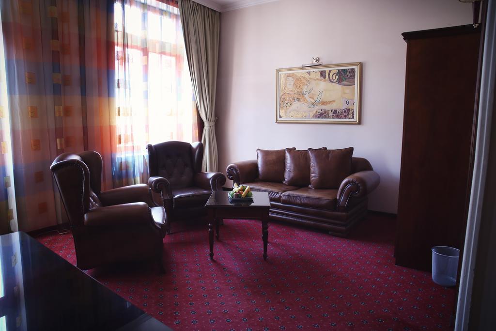 Hotel Millenium Bitola Exterior foto